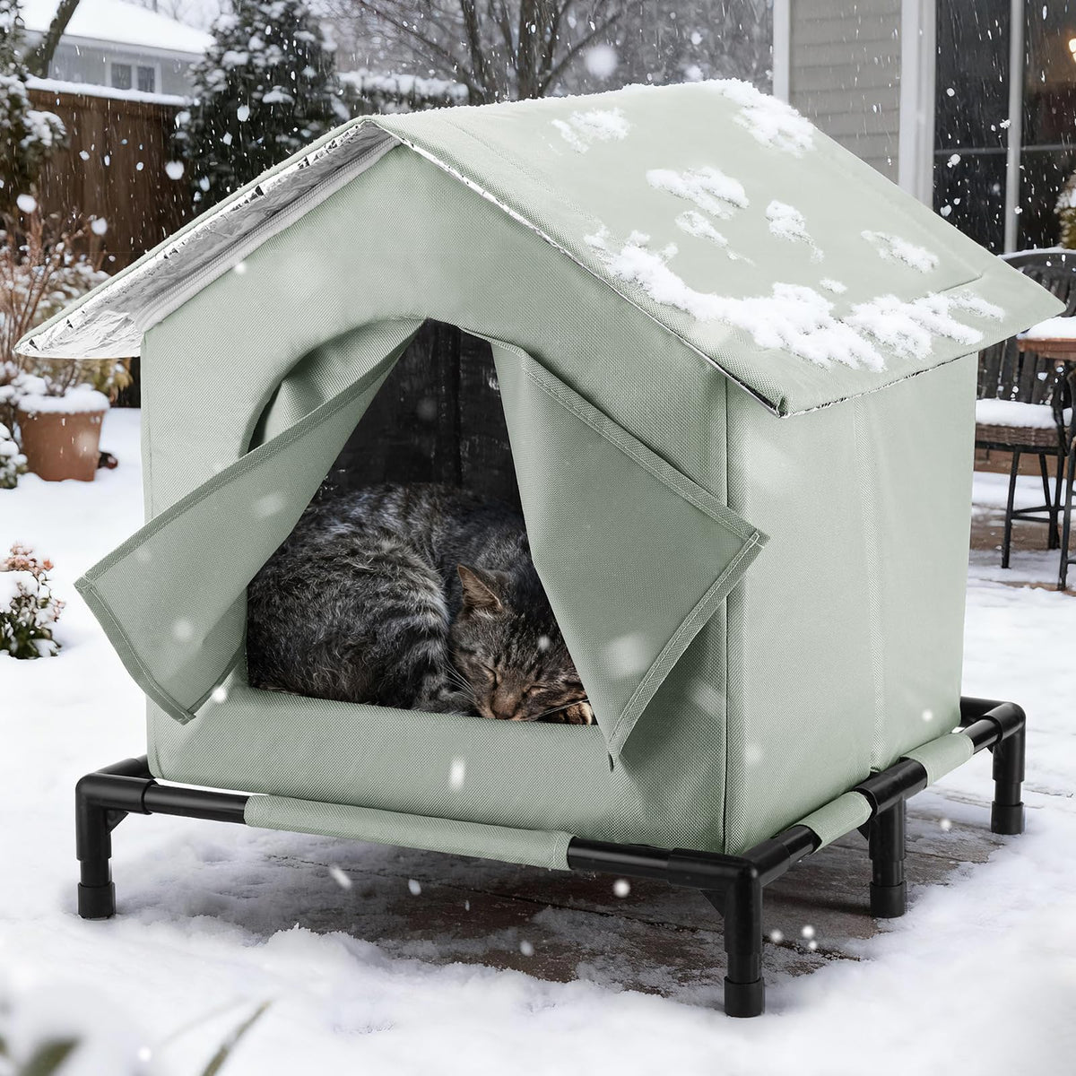 Weatherproof Outdoor Cat House J9622